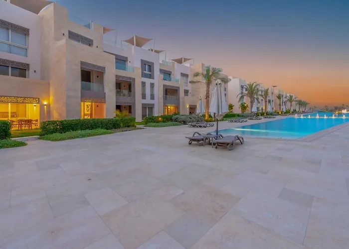 Two-bedroom Apartment, Ground Floor, Overlooking The Sea Apartment Hurghada