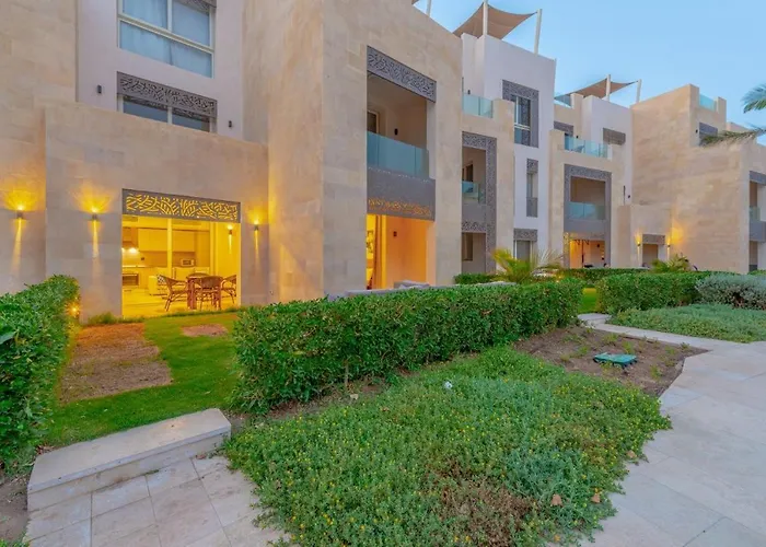 Two-bedroom Apartment, Ground Floor, Overlooking The Sea * Hurghada