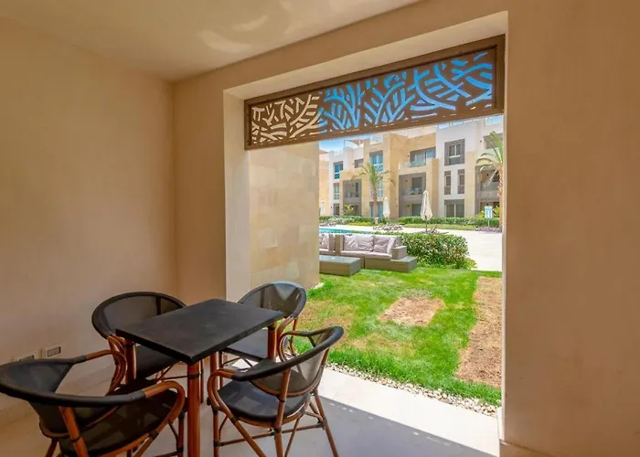Two-bedroom Apartment, Ground Floor, Overlooking The Sea