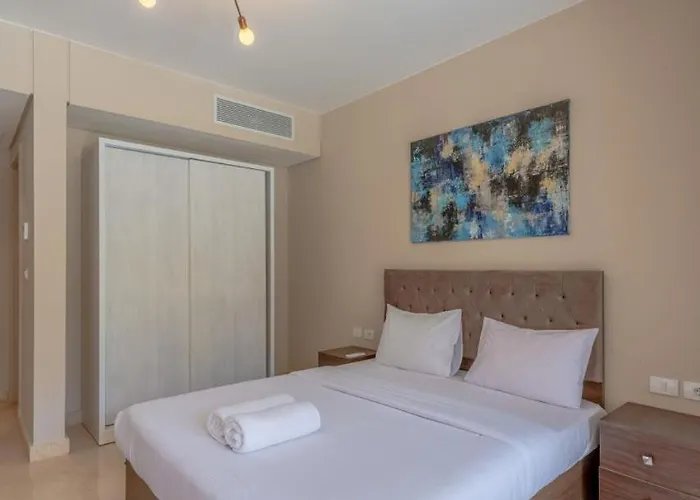 Apartment Two-bedroom Apartment, Ground Floor, Overlooking The Sea