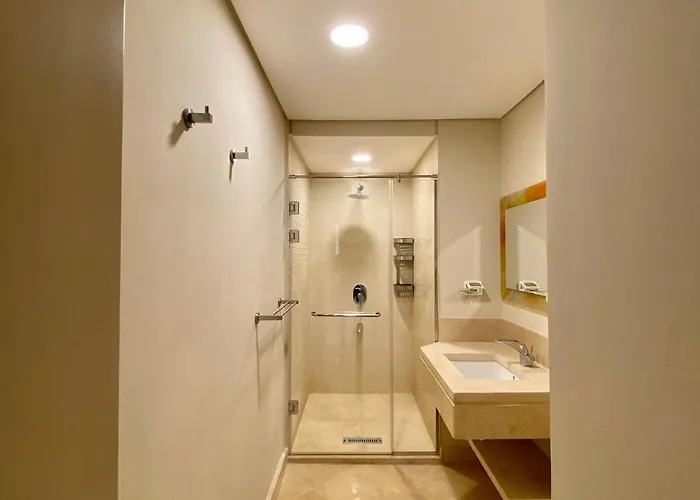 Two-bedroom Apartment, Ground Floor, Overlooking The Sea Apartment