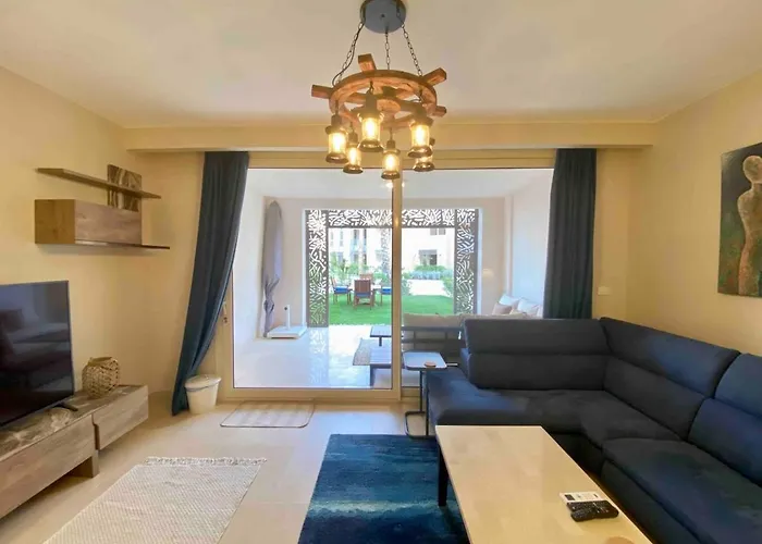 Two-bedroom Apartment, Ground Floor, Overlooking The Sea * Hurghada