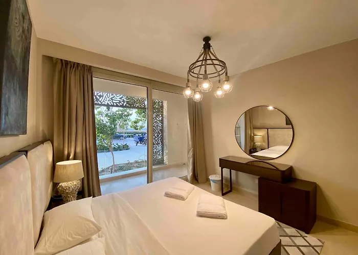 Two-bedroom Apartment, Ground Floor, Overlooking The Sea