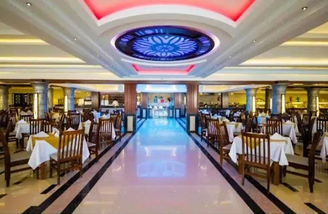 Two-bedroom Apartment, Ground Floor, Overlooking The Sea * Hurghada